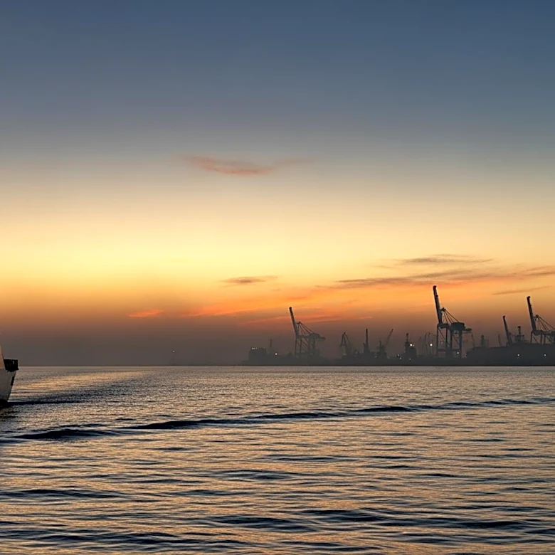 U.S. Navy to Blockade Iranian Ports as Peace Talks with Iran Collapse