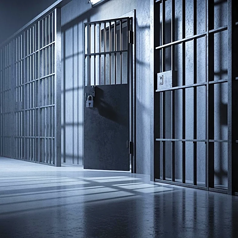 Icelandic Prison System Faces Overcrowding and Safety Concerns