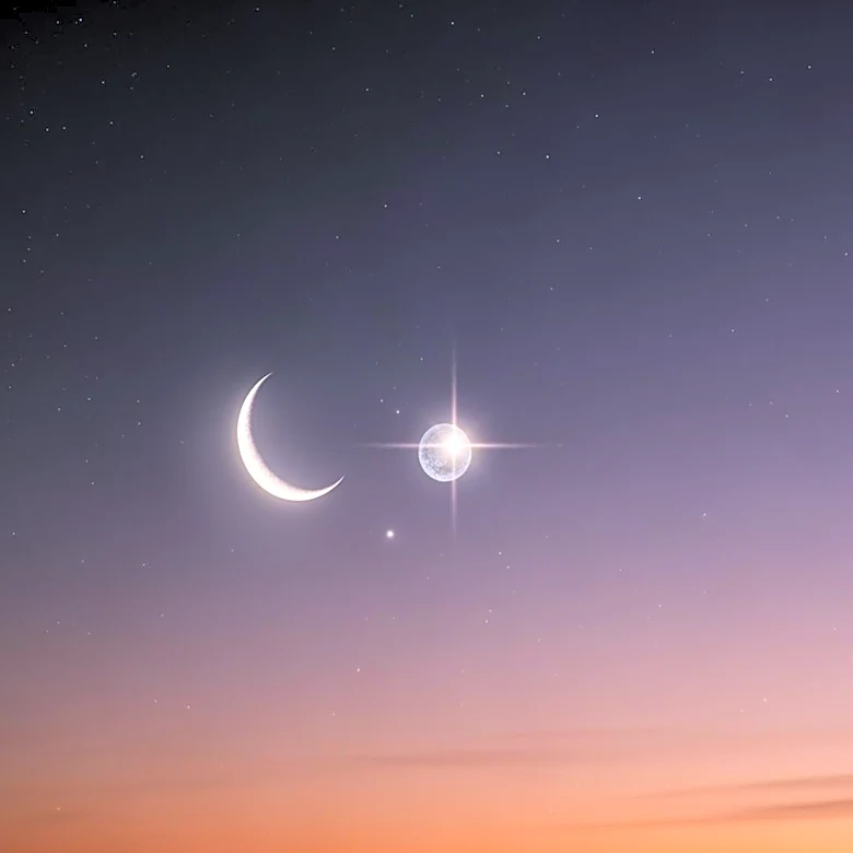 Crescent Moon and Mercury Visible in Predawn Sky on April 15