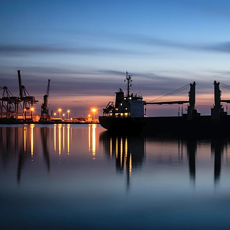 Ukraine Seeks Clarification Over Russian 'Shadow Fleet' Ship Docking in Haifa