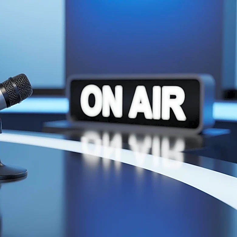 CNN Anchor Laughs at President Trump's Claim of Being Misquoted by Fox