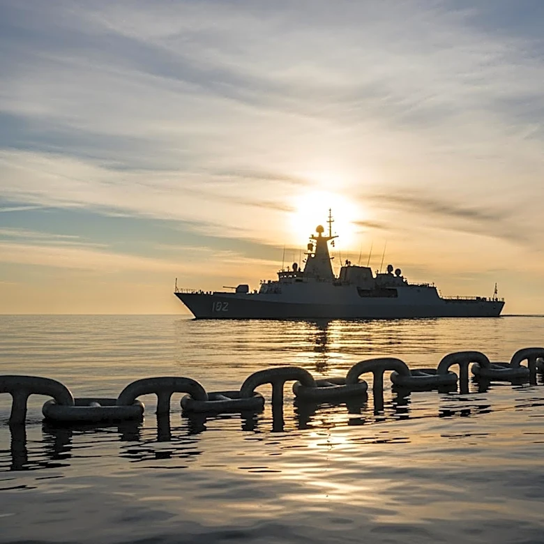 U.S. Maintains Naval Blockade on Iran Despite Strait of Hormuz Reopening