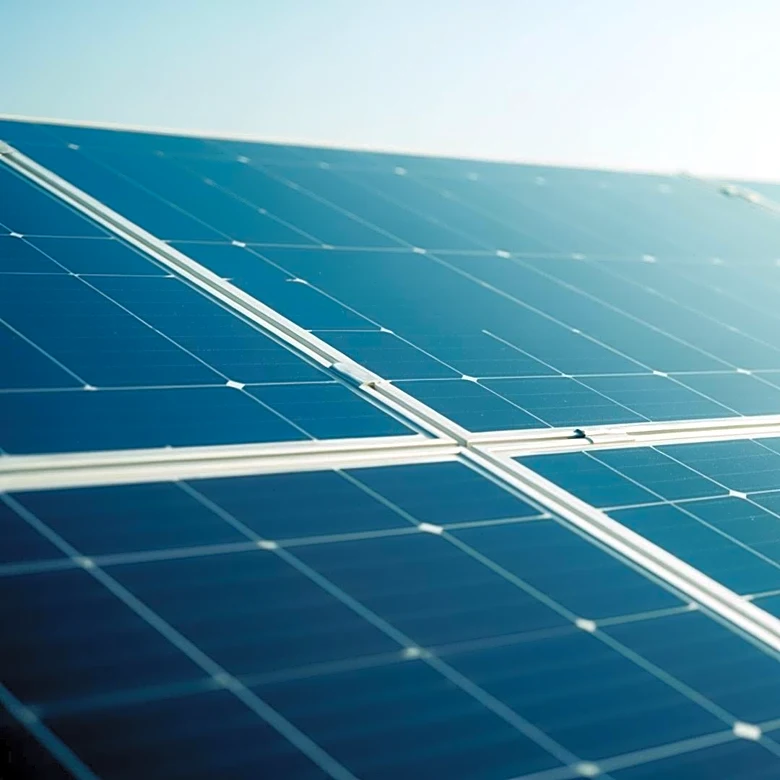 China Urges Industry Cooperation to Address Solar Overcapacity Crisis