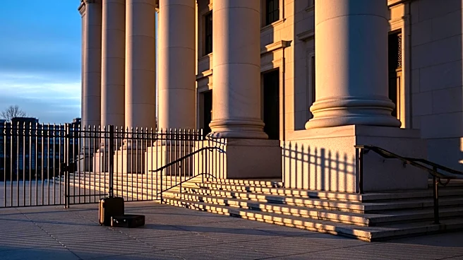 World Press Photo Honors Image of Family Separation at U.S. Courthouse