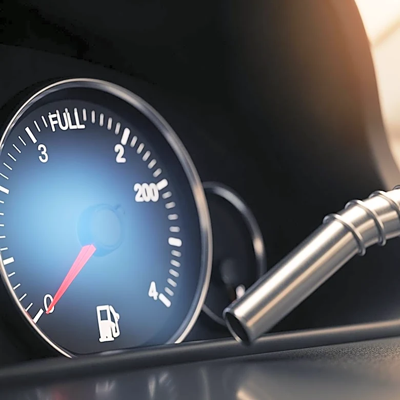 Consumer Reports Advises Drivers on Fuel Efficiency to Combat High Gas Prices