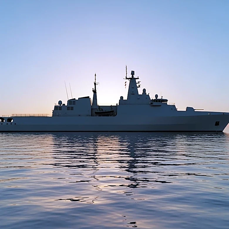 Netherlands Donates Alkmaar-Class Minehunter to Ukraine to Enhance Naval Capabilities