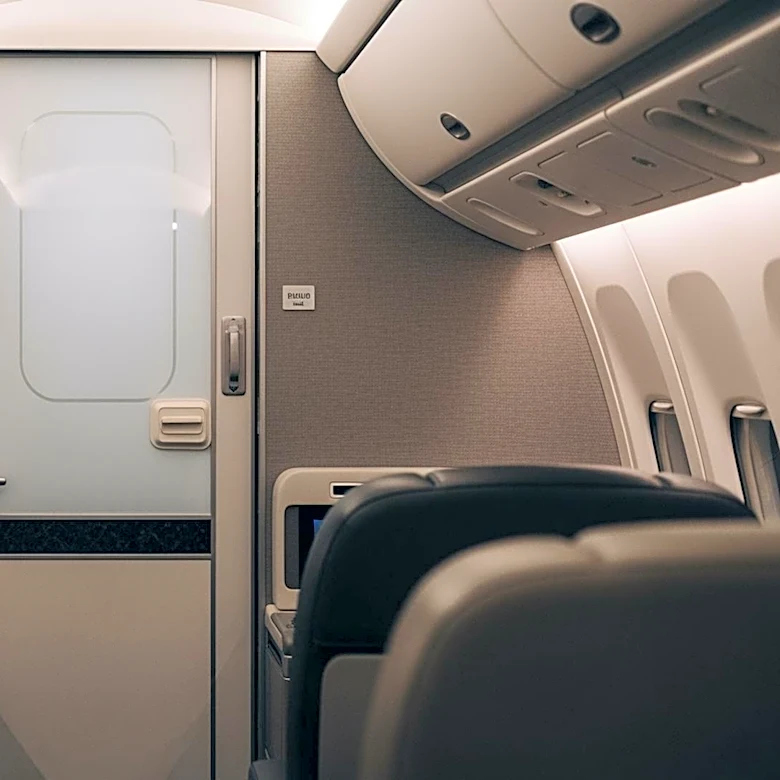 Emirates Plans En-Suite Bathrooms in First-Class Cabins to Elevate Luxury Travel