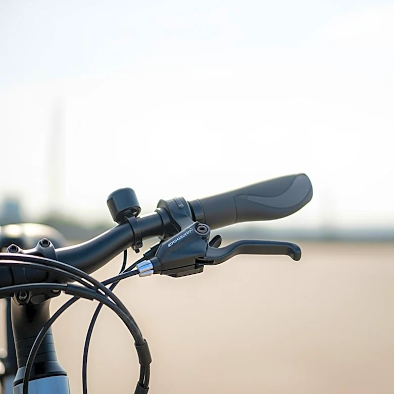 Lawmakers Urged to Regulate E-Bikes and E-Motorcycles to Prevent Safety Risks