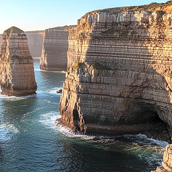 Scientists Uncover Geological History of Australia's Twelve Apostles