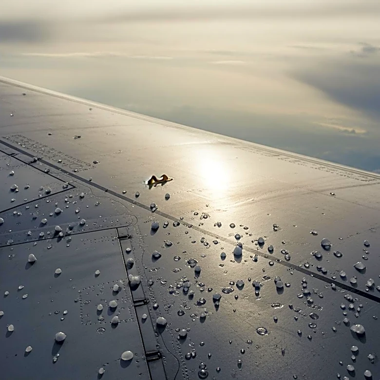 Airbus A320 Suffers Severe Damage from Hailstorm, Forcing Emergency Return