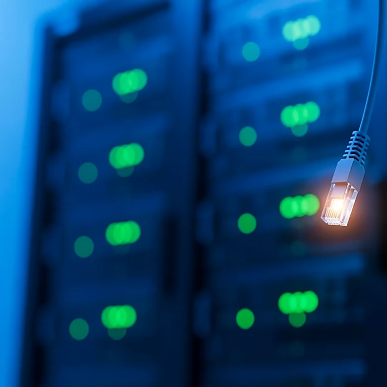 Chinese Hacker Extradited to U.S. for Alleged Cyberattacks on Universities and Corporations