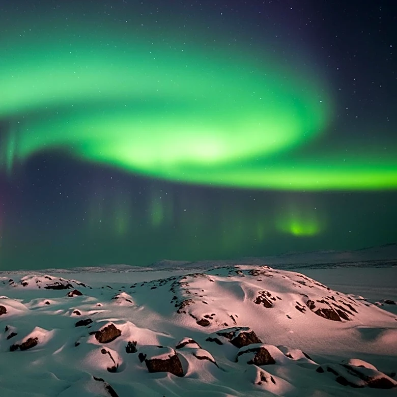 Aurora Expert Captures Rare Pulsating Northern Lights in Arctic Norway