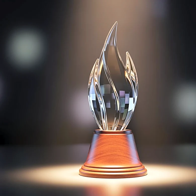 New England Women's Leadership Awards Recognizes Female Leaders and Supports Youth Programs