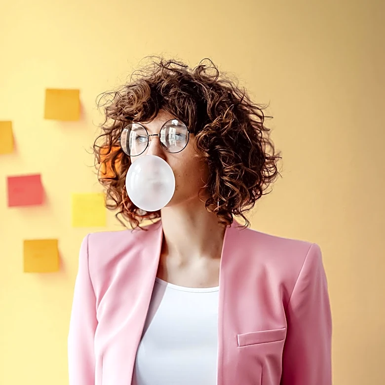 Innovative Chewing Gum Aims to Combat Cancer-Related Microbes