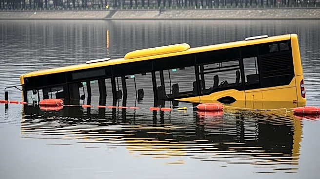 Trainee Bus Driver Crashes into River Seine, Passengers Rescued