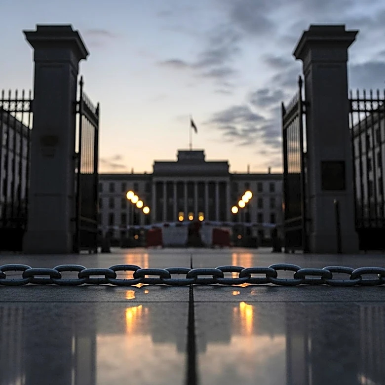 Longest DHS Shutdown Ends, Raises Concerns Over Future Security