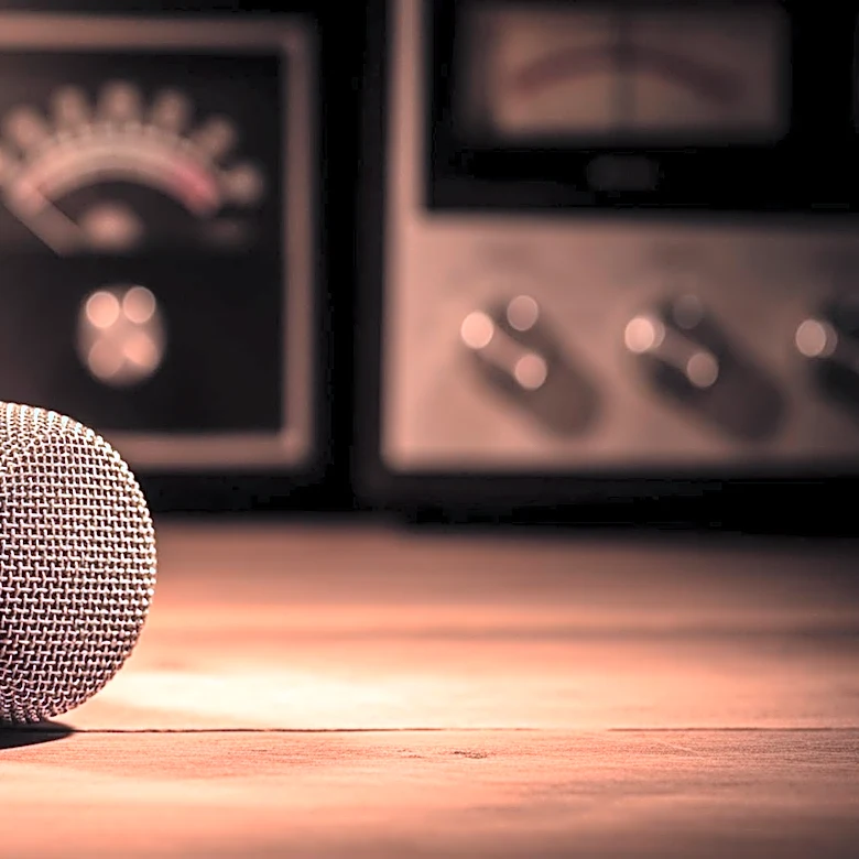 CBS News Radio Ends Broadcasts After 99 Years, Marking End of an Era in Journalism