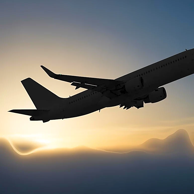 Delta Air Lines Flight Returns Midway Due to Operational Issue, Stranding Passengers