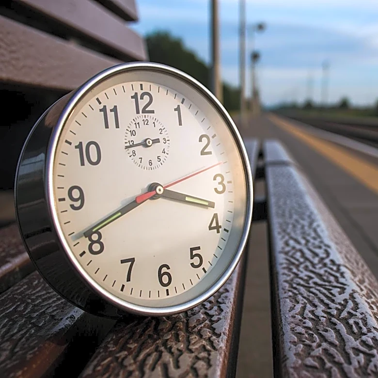 LIRR Commuters Anxiously Await Outcome of Last-Minute Strike Negotiations