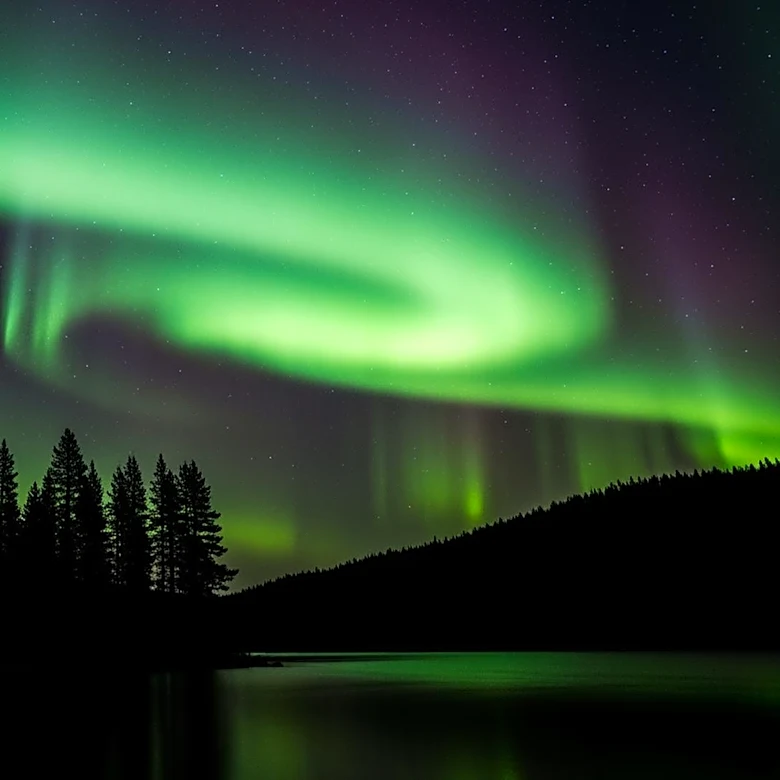 NOAA Issues Geomagnetic Storm Watch: Northern Lights May Be Visible Across Northern U.S.