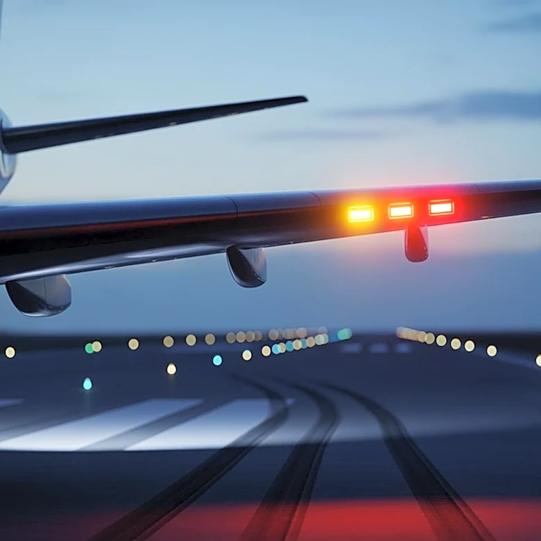 Dallas Police Officers Injured in Emergency Plane Landing in North Texas