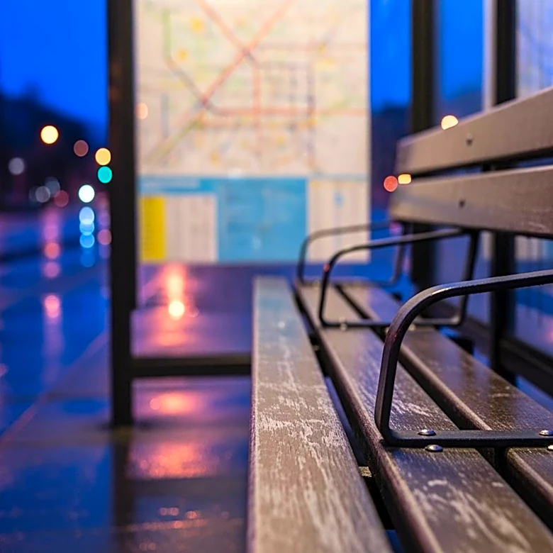 NYC Commuters Weigh In on Mamdani's Free Bus Proposal Amid Service Delays