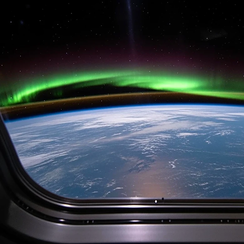 Astronaut Captures Stunning Southern Aurora from International Space Station