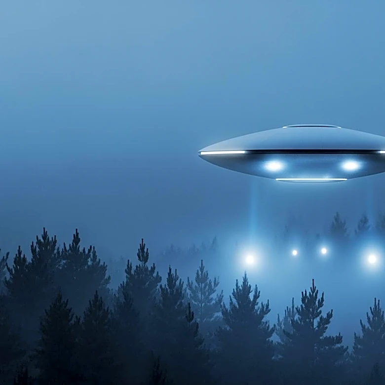 Pentagon Releases UFO Files Detailing Mysterious Encounter by US Intelligence Official