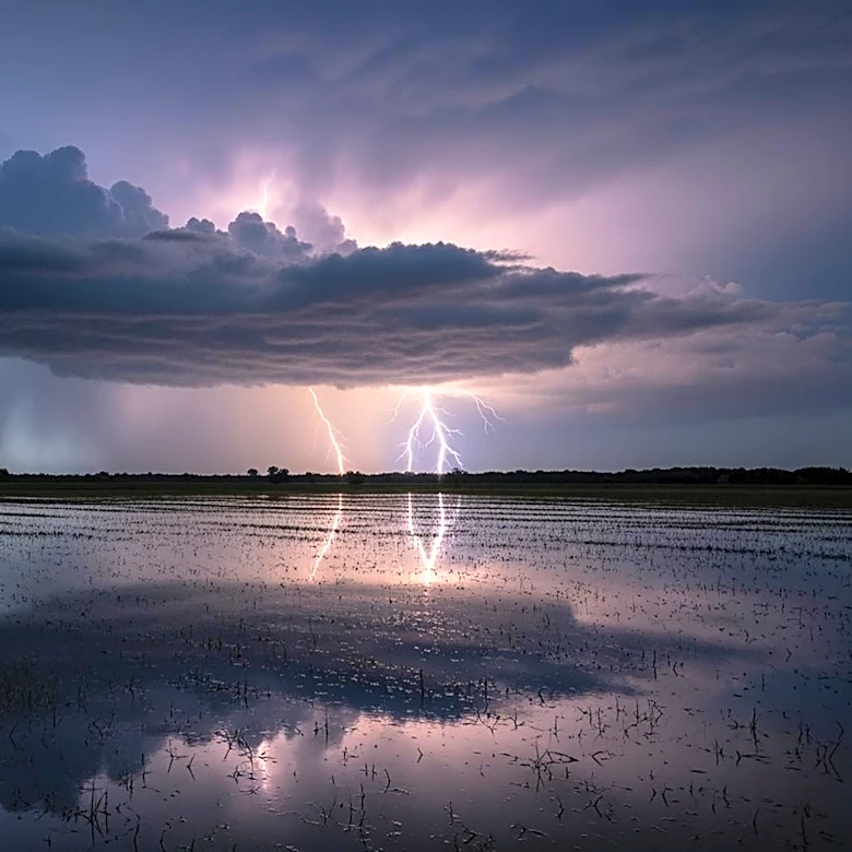 North Texas Faces Lightning and Flooding Concerns Despite No Severe Weather