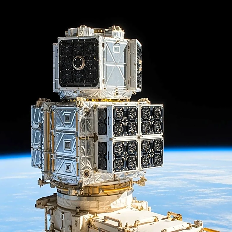 NASA Installs CLARREO Pathfinder Instrument on International Space Station