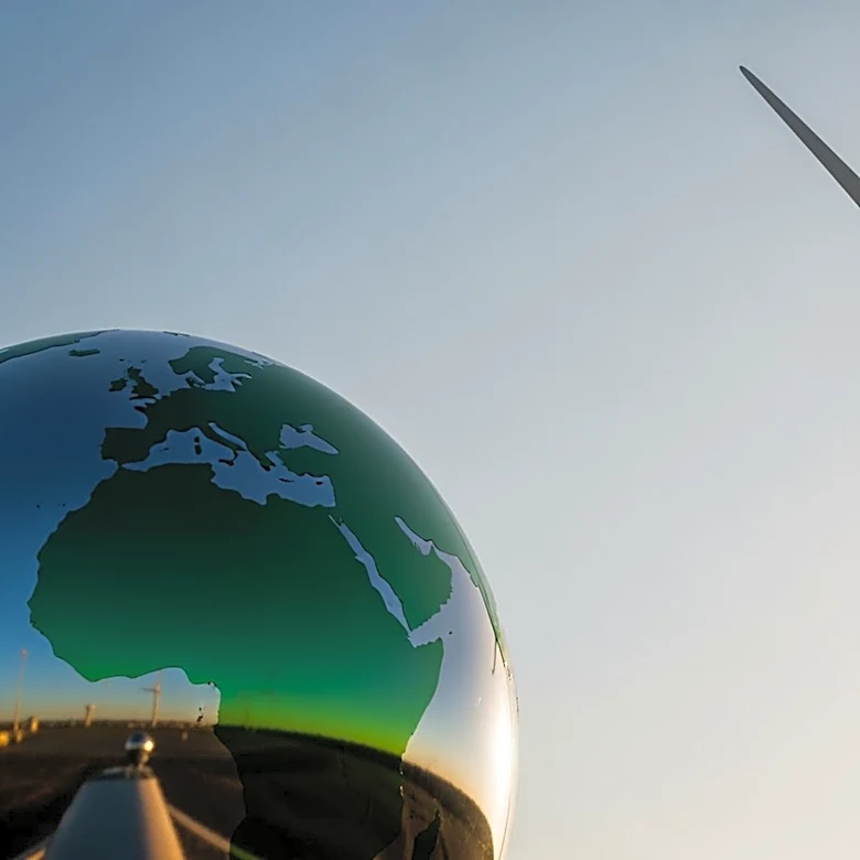 UK Government Sets Ambitious Emissions Target to Boost Clean Energy and Economic Growth