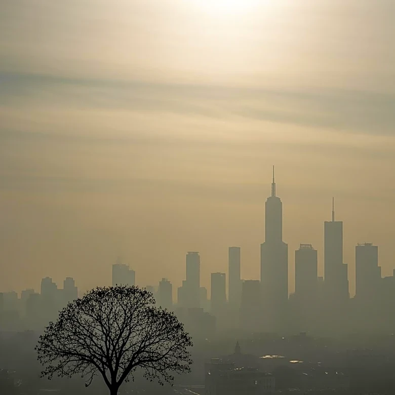 Los Angeles Faces Worst Smog Levels in a Decade, Raising Health Concerns