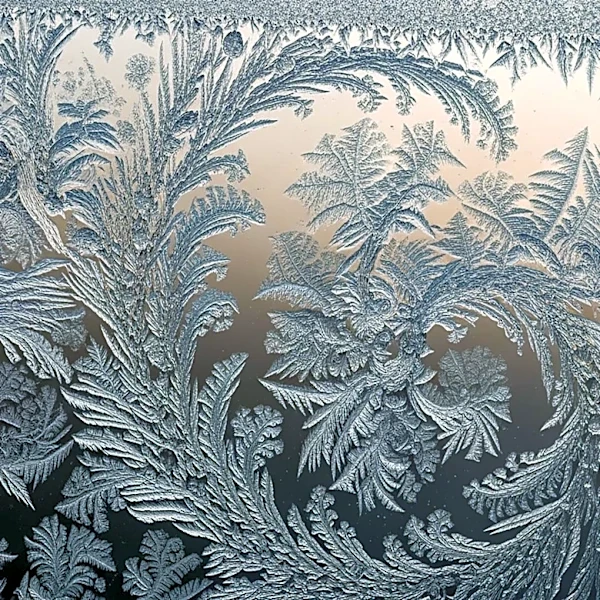 Meteorologists Warn of Potential Arctic Blast Impacting Great Lakes Region in May