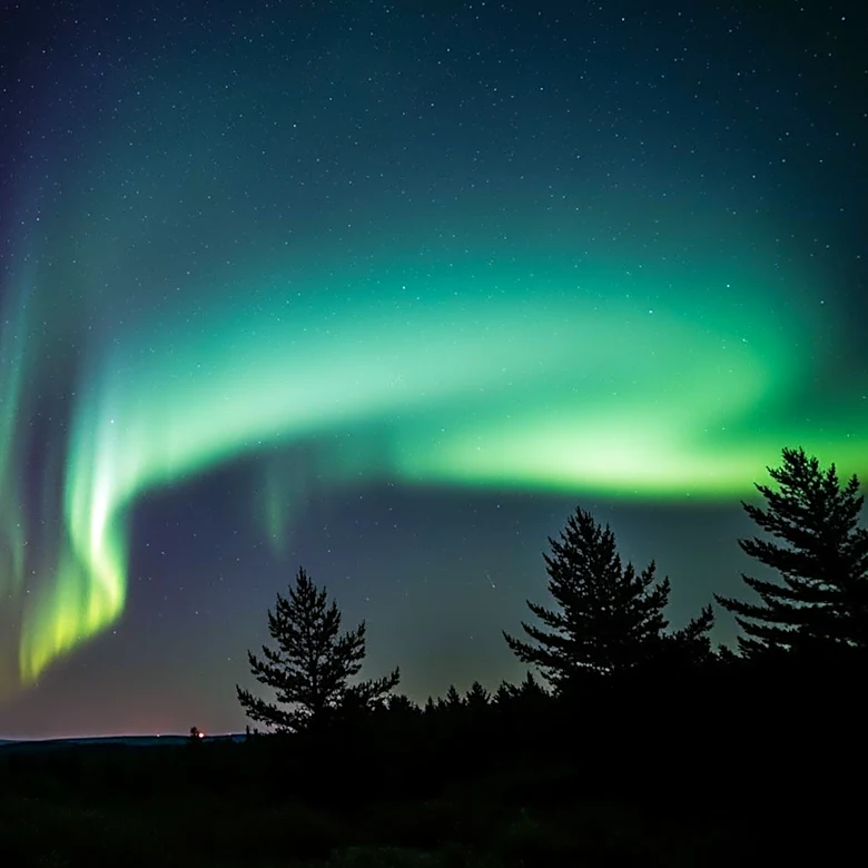 NOAA Issues Geomagnetic Storm Watch, Northern Lights May Be Visible in Massachusetts