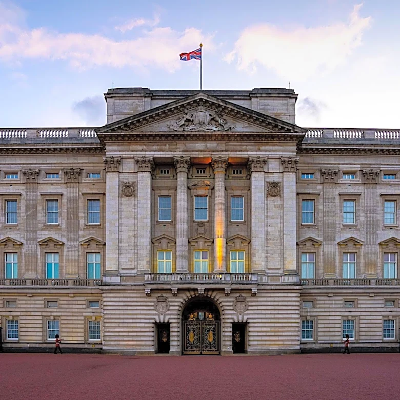 Buckingham Palace Suspends Changing of the Guard Ceremony Due to Extreme Heat
