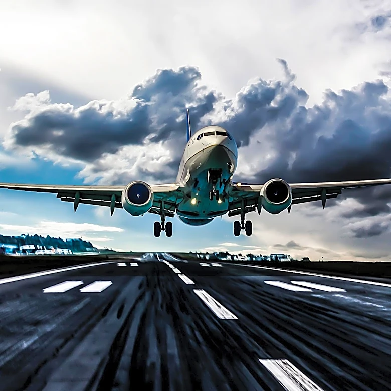 American Airlines Flight Aborts Takeoff in Miami Due to Runway Incursion by Business Jet