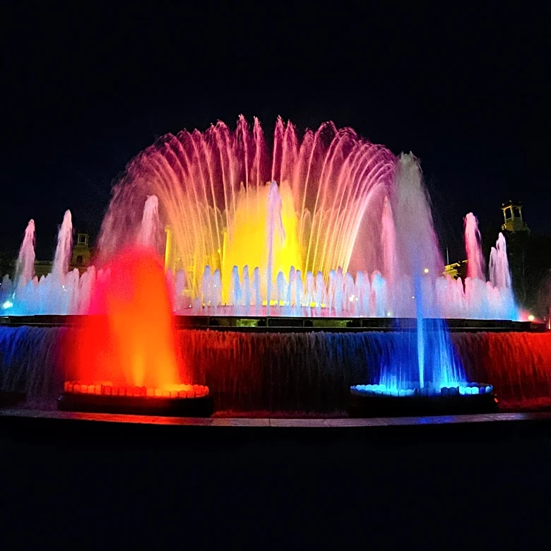 Israeli Artists' Dispute Over Tel Aviv Fountain Continues After Their Passing