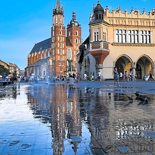 Poland Records Highest Temperature Amid European Heatwave, Impacting Climate Change Discourse