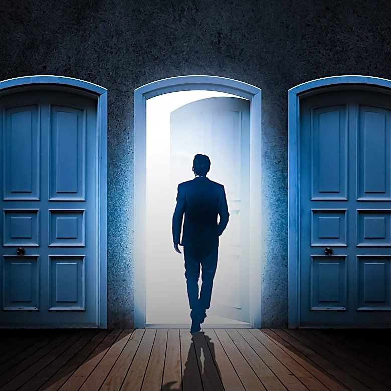 CEO Shares Insights on Rebuilding Life After Federal Prison Sentence