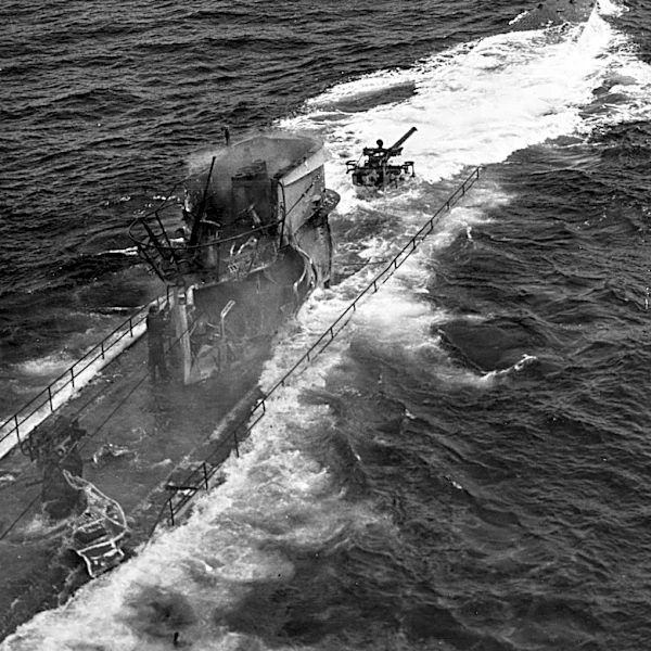 Japanese Torpedo Sinks Decommissioned USS Juneau During Valiant Shield Exercise
