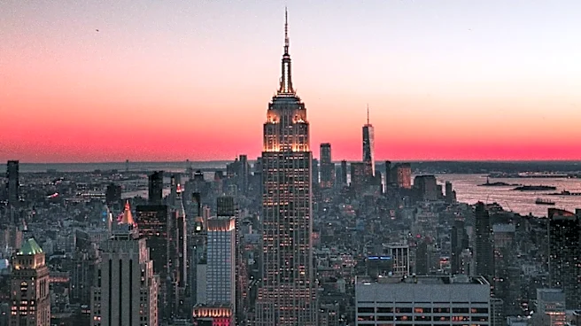 Daredevil Couple Climbs Empire State Building, Engages in Pro-Peace Protest