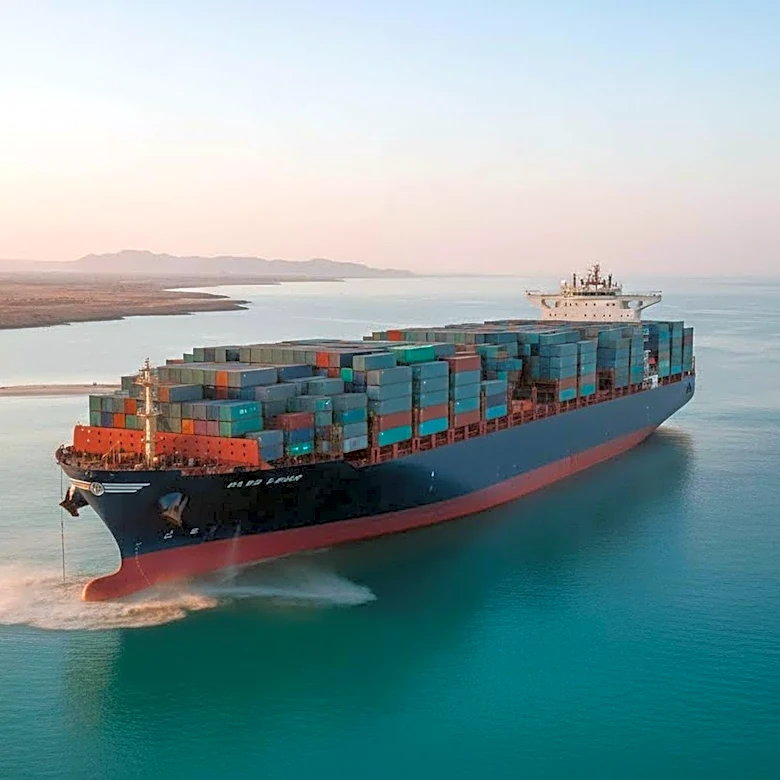 Container Ship Runs Aground Outside Iran-Approved Hormuz Route, Raising Maritime Safety Concerns