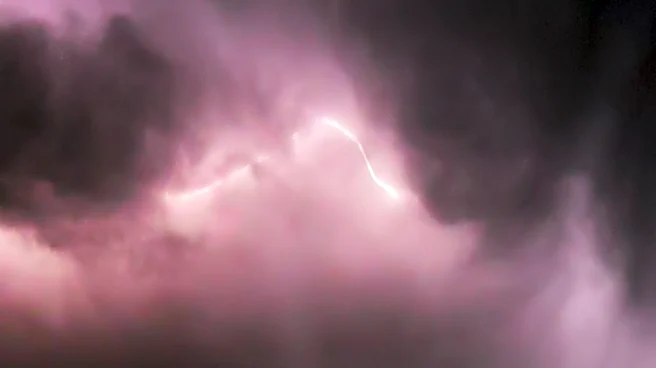 Thunderstorms Emerge in South Florida Amidst Ongoing Heat Wave