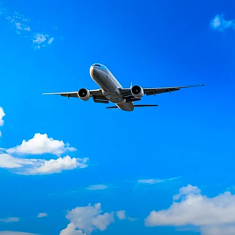CNN Highlights High Airfares Despite Falling Jet Fuel Prices Amid U.S. Travel Recommendations