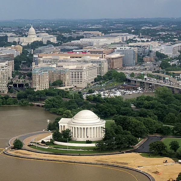 U.S. Celebrates 250th Anniversary Amid Heatwave and Political Divisions