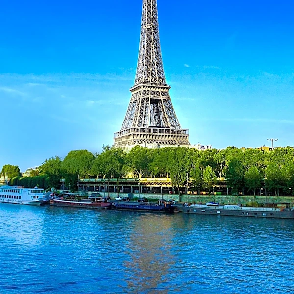 Paris Opens Supervised Seine Swimming Spots Amid Summer Heat
