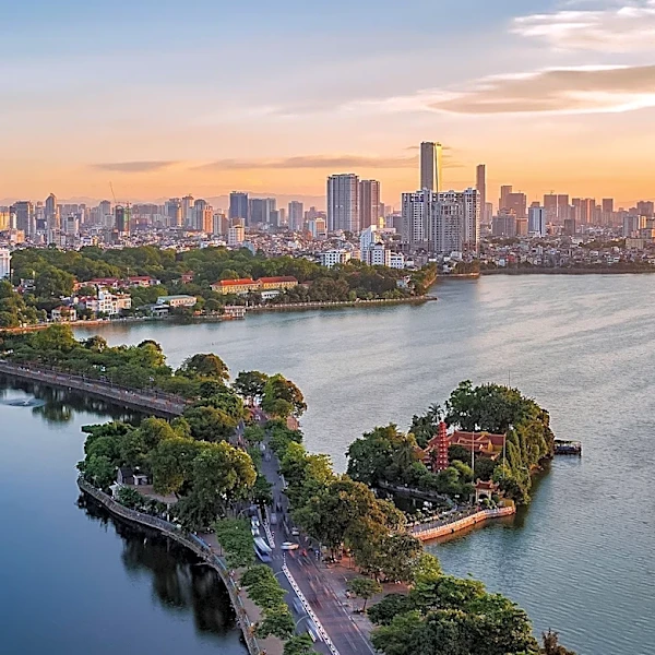 Vietnam's Manufacturing Sector Shows Resilience Amid Global Challenges