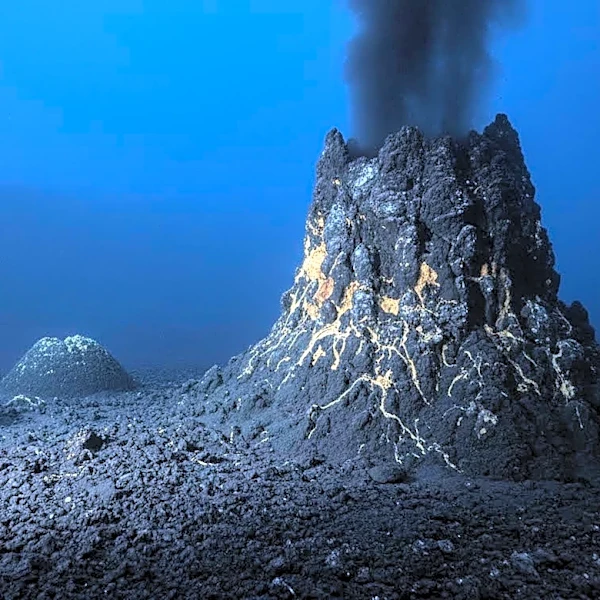 Record-Breaking Gold Concentrations Found in Japan's Seafloor