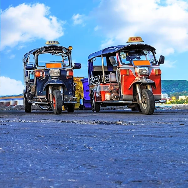 Iran Conflict Escalates Fuel Costs, Threatens Philippines' Jeepney Industry