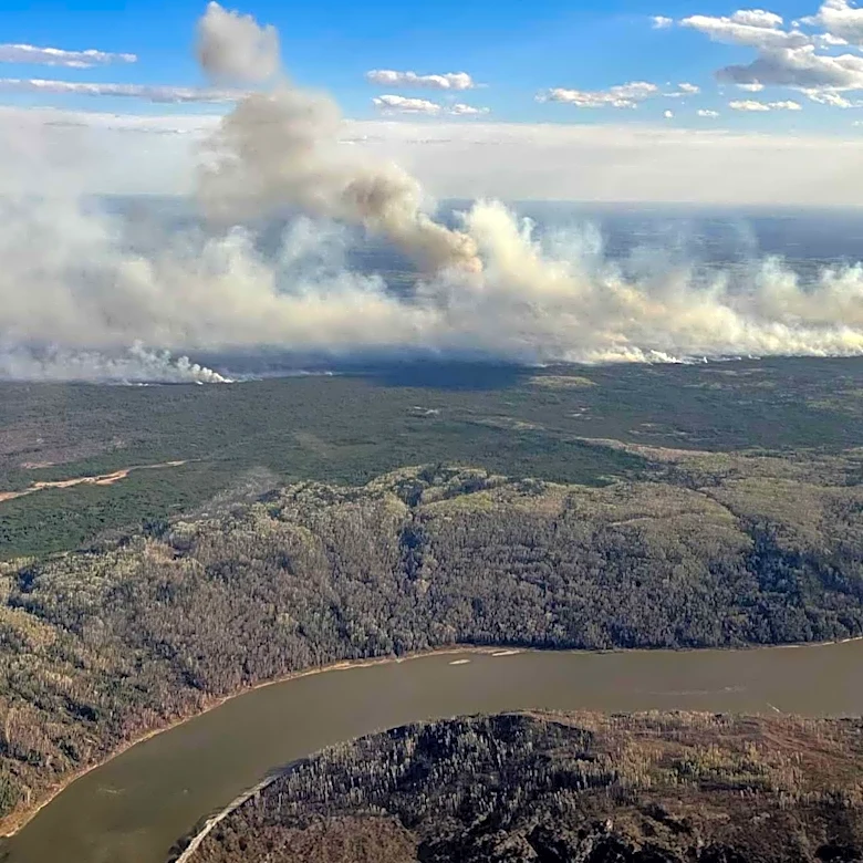 Governor Walz Mobilizes National Guard to Combat Minnesota Wildfires Affecting Agriculture